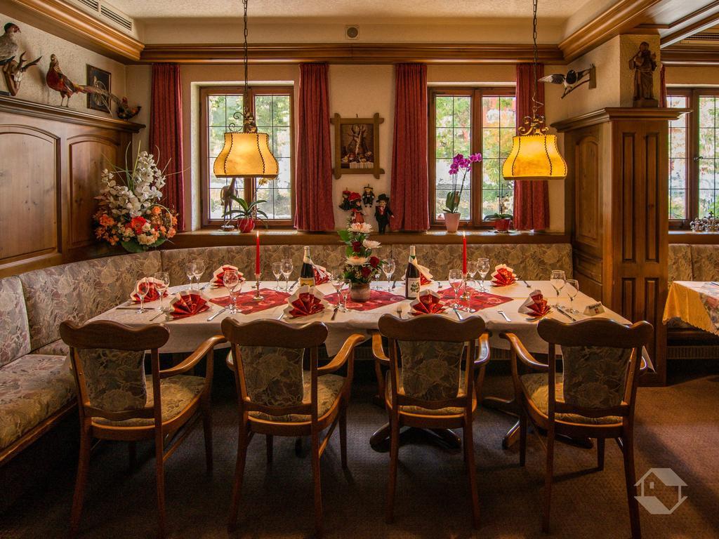 Hotel Restaurant Alte Linde Bad Wildbad Exterior photo